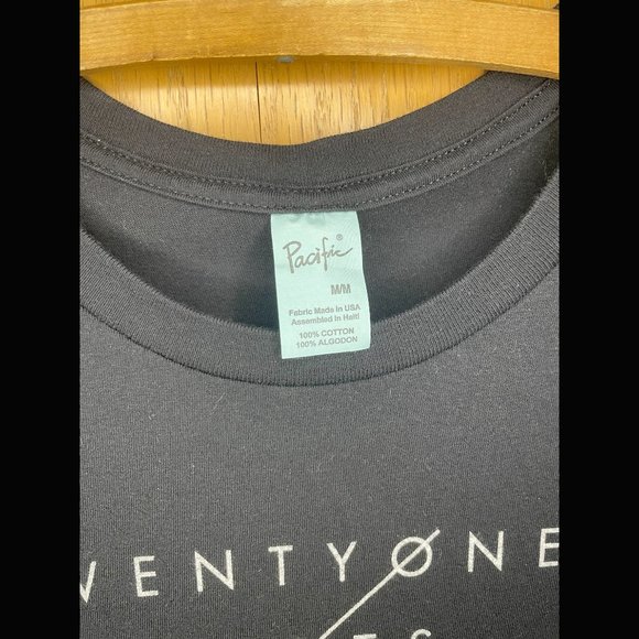 Twentyone Pilots Blurryface Band Tee Size M - Picture 3 of 4